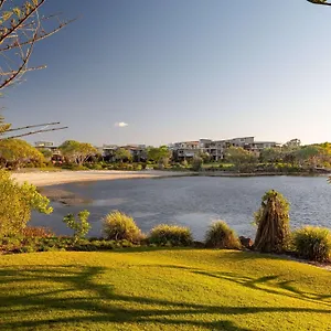 grand-mercure-apartments-twin-waters.queenslandhotels.net/